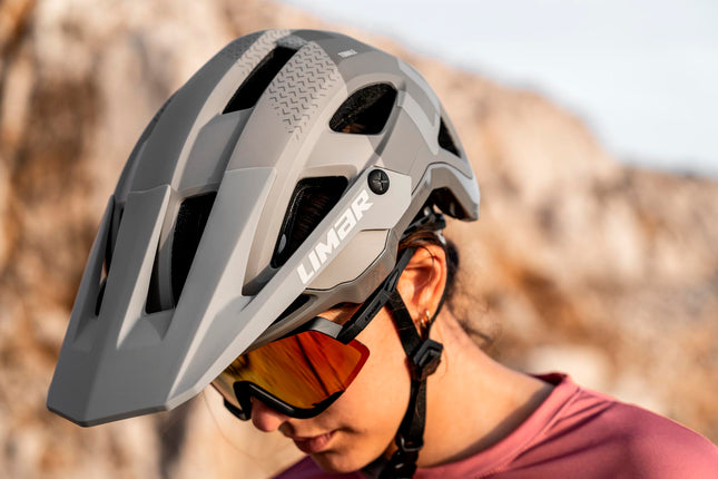 Kypärä LIMAR Tonale, matta amarantti (L)