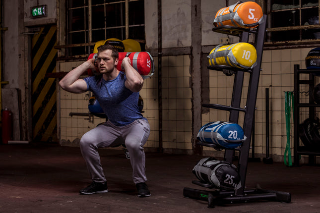 Painopussi TUNTURI Strengthbag 15kg, punainen