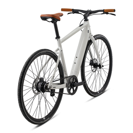 Ilmaista sähköä Giant MOMENTUM Voya E+ 2, Lunar (M)