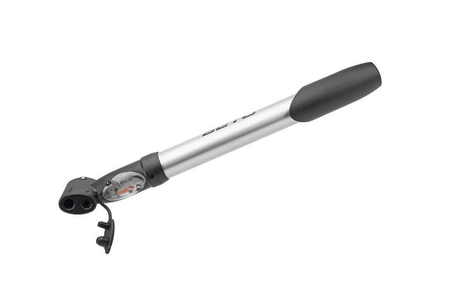 Kannettava käsipumppu Beto CLD-023G painemittarilla, 5,5 bar