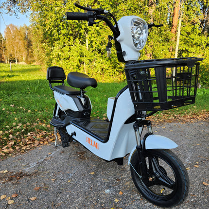 Sähköskootteri Helmi 500w –  montaväriä